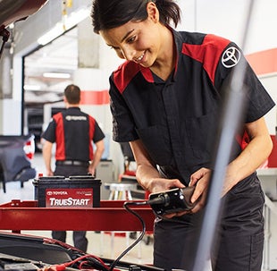 Service Center | Arlington Toyota in Palatine IL