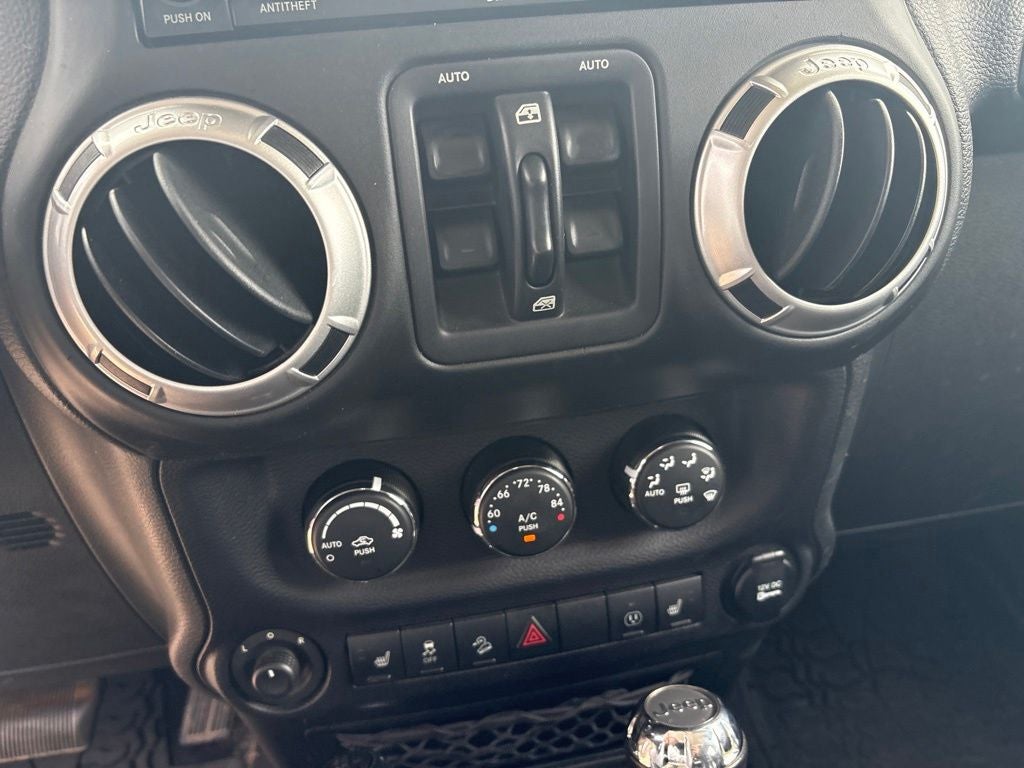 2015 Jeep Wrangler Unlimited Rubicon