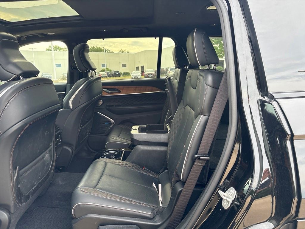 2021 Jeep Grand Cherokee L Summit