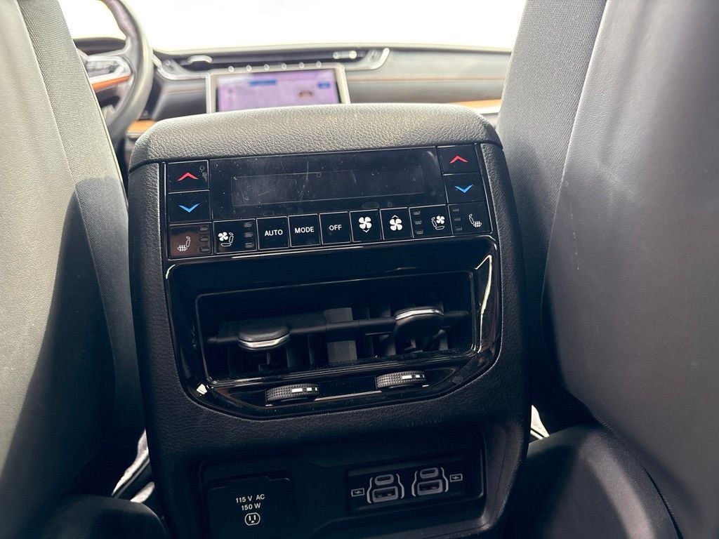 2021 Jeep Grand Cherokee L Summit