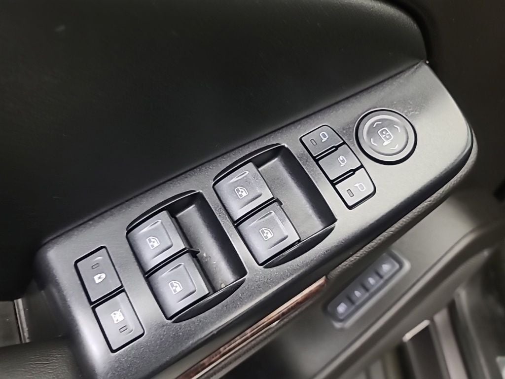 2017 GMC Yukon XL SLT