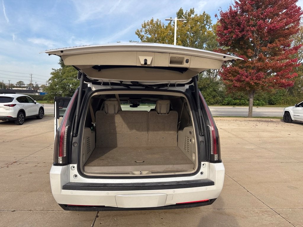2019 Cadillac Escalade ESV Premium