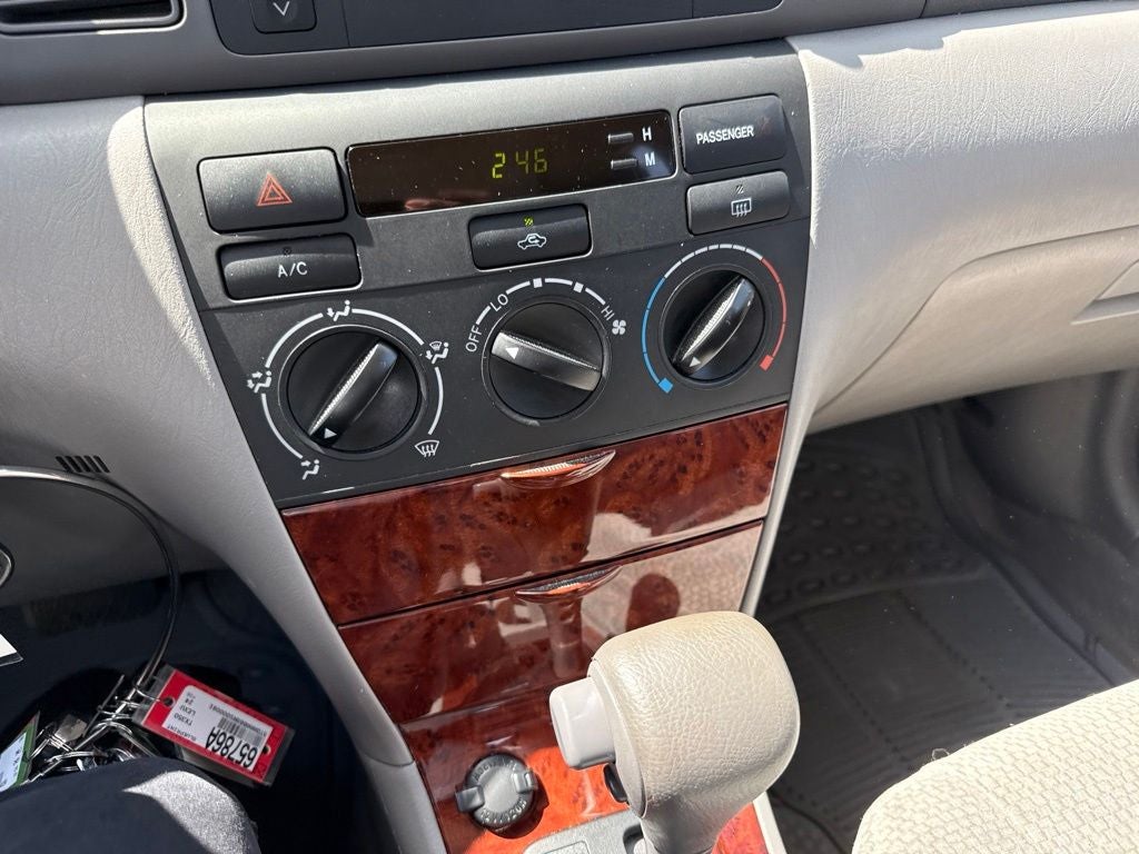 2003 Toyota Corolla LE