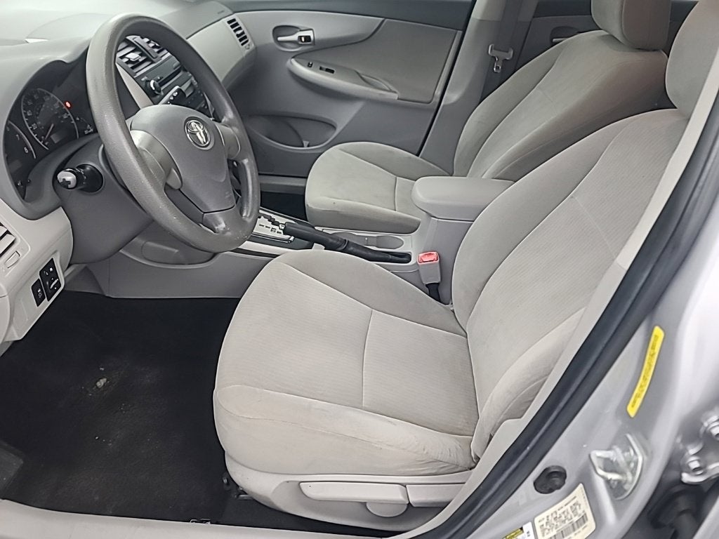 2010 Toyota COROLLA LE