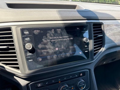 2020 Volkswagen Atlas Cross Sport 2.0T SE w/Technology 4Motion