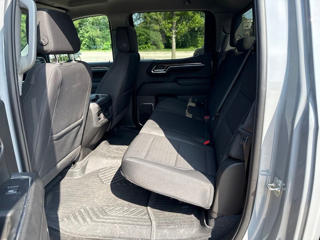 2024 Chevrolet Silverado RST