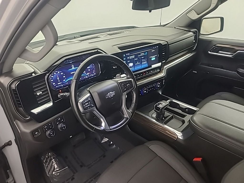 2024 Chevrolet Silverado RST