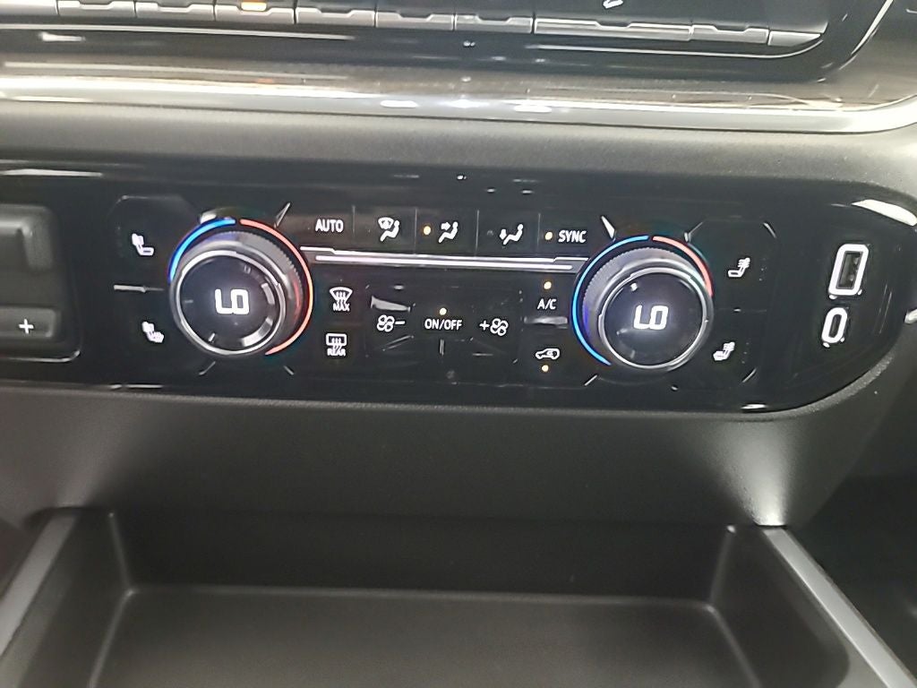 2024 Chevrolet Silverado RST