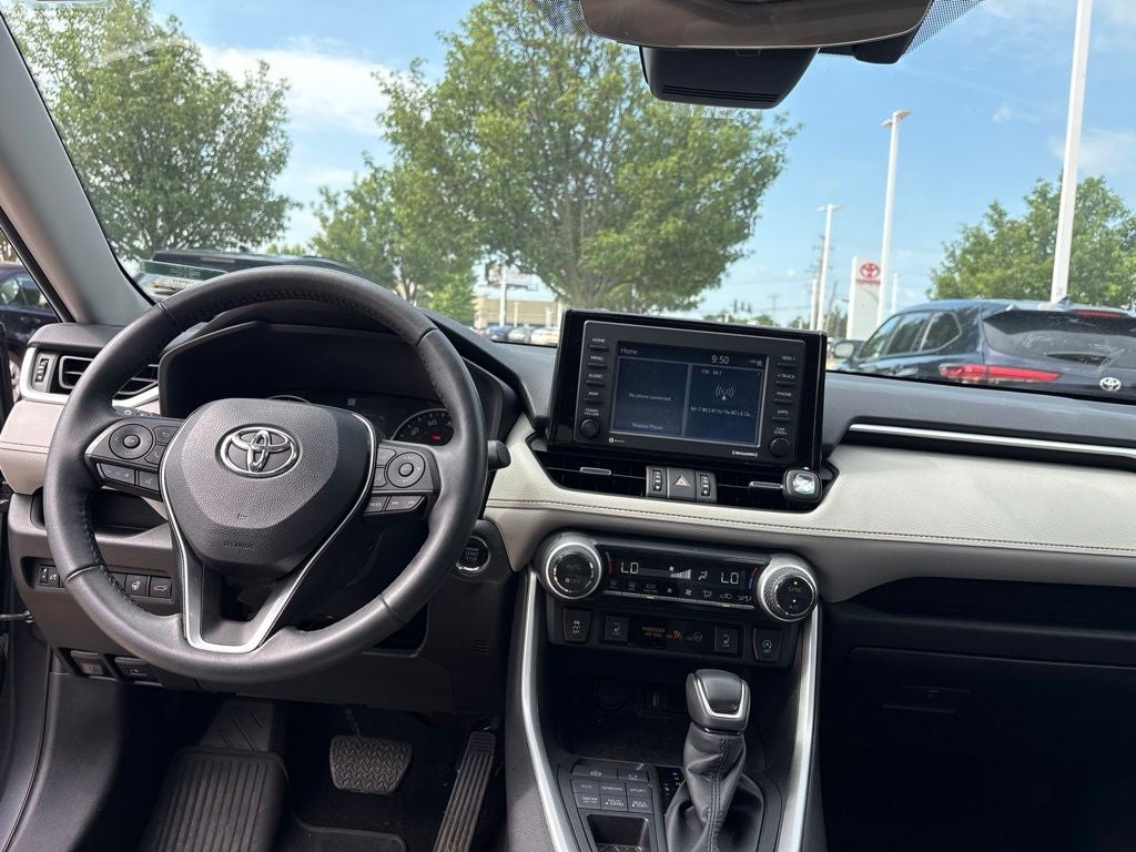 2022 Toyota RAV4 XLE Premium