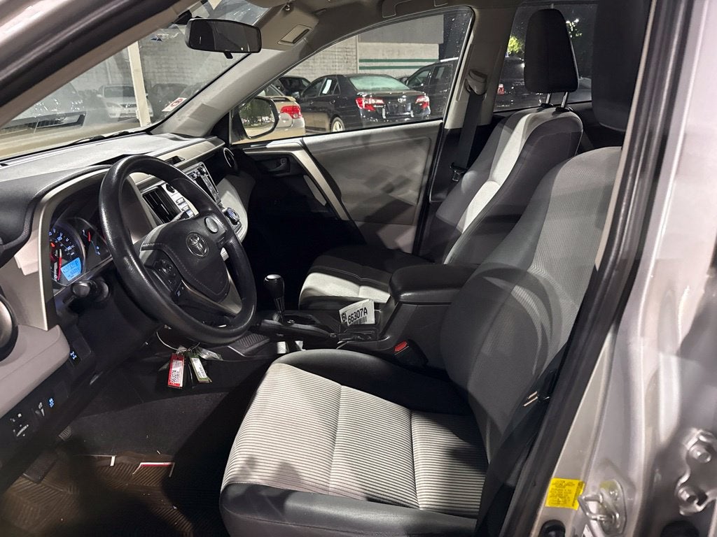 2013 Toyota RAV4 LE