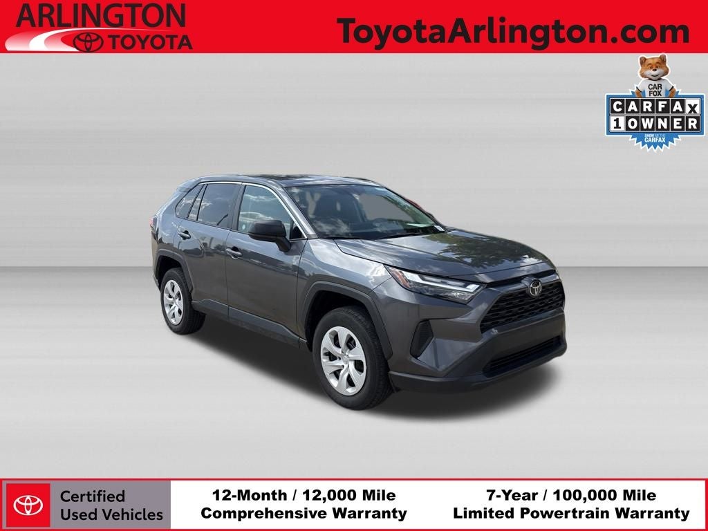 2025 Toyota RAV4 LE
