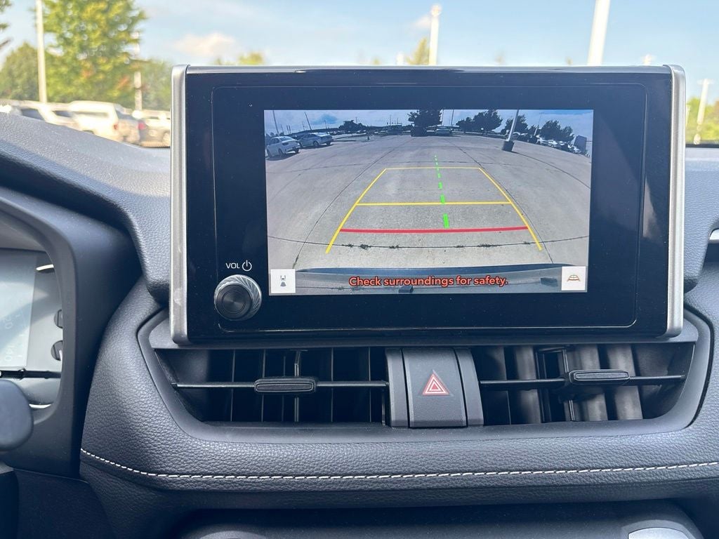 2025 Toyota RAV4 LE
