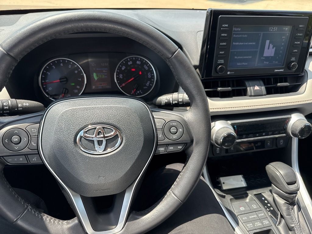 2020 Toyota RAV4 XLE