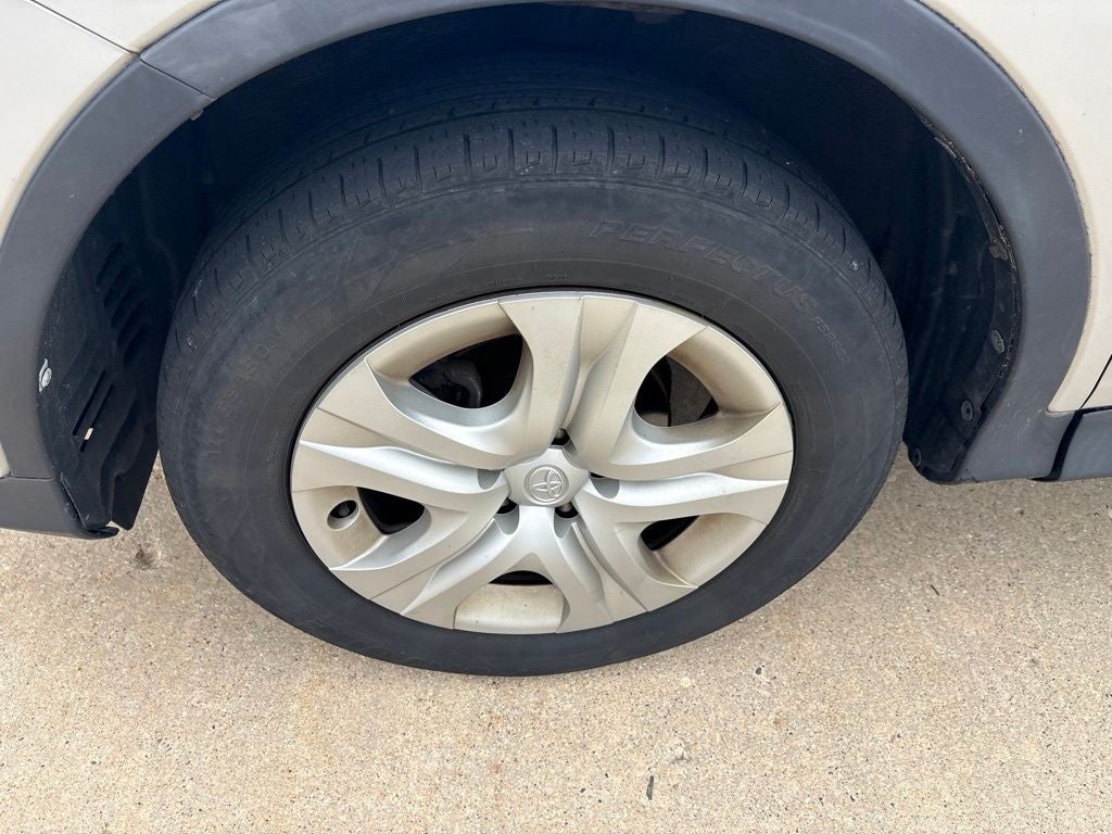 2014 Toyota RAV4 LE