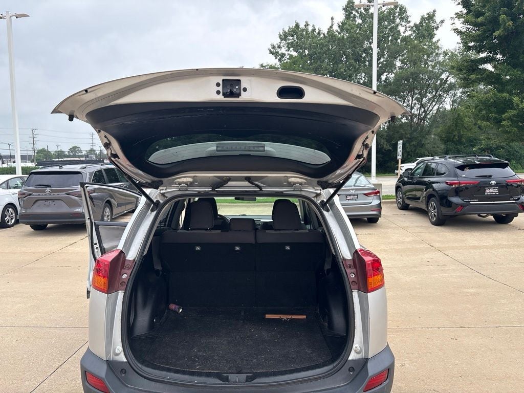 2014 Toyota RAV4 LE