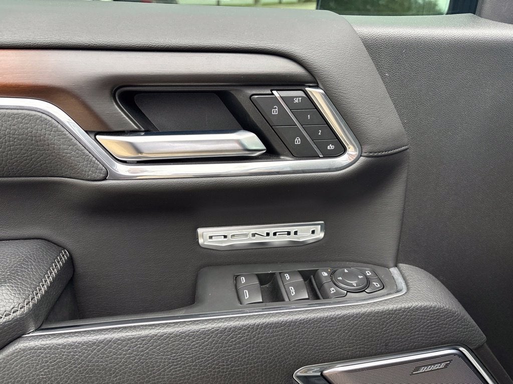 2025 GMC Sierra Denali