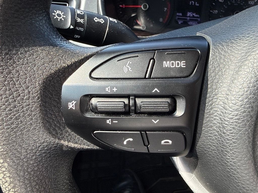 2023 Kia Rio S