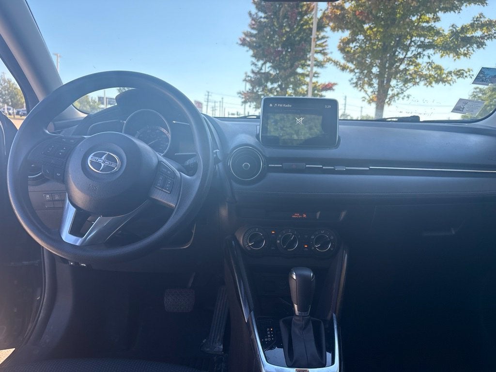 2016 Scion SCION iA Base