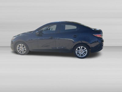 2016 Scion SCION iA Base