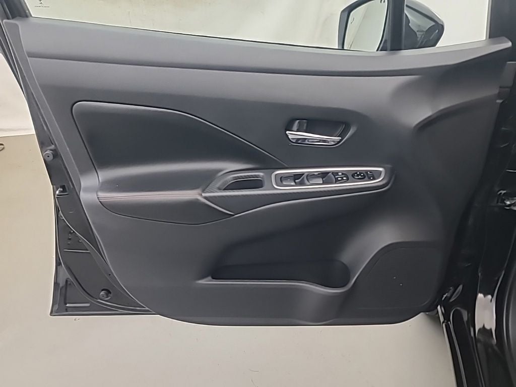 2024 Nissan Versa 1.6 SR
