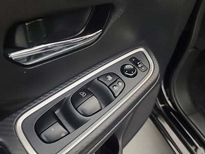 2024 Nissan Versa 1.6 SR