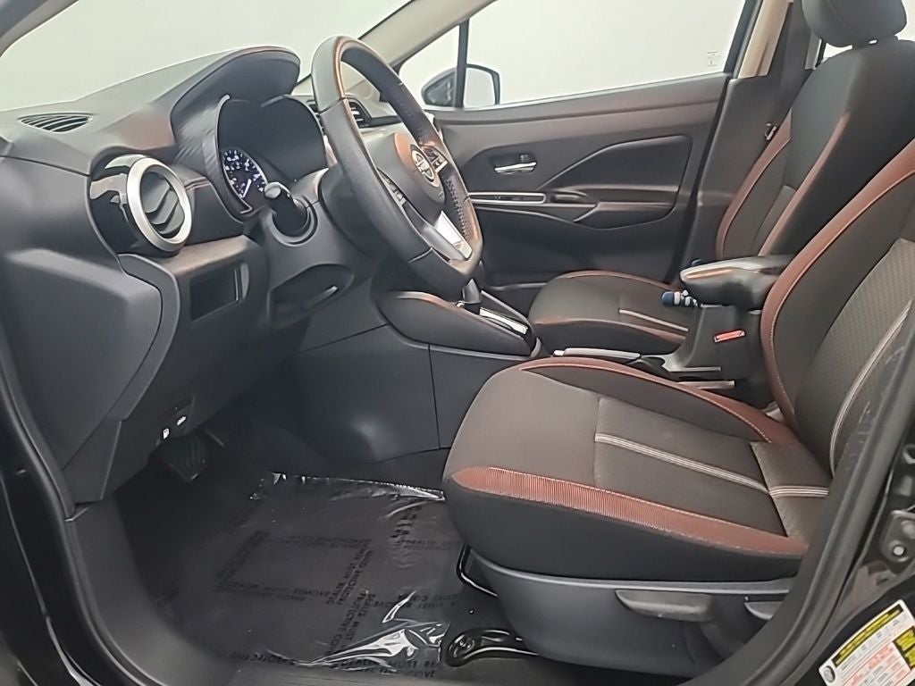 2024 Nissan Versa 1.6 SR