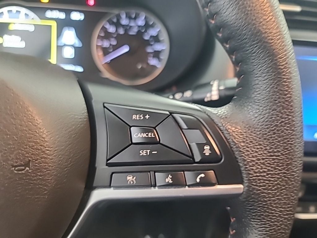 2024 Nissan Versa 1.6 SR