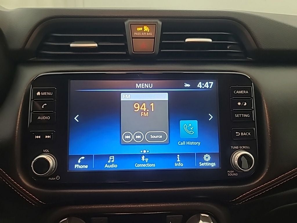 2024 Nissan Versa 1.6 SR