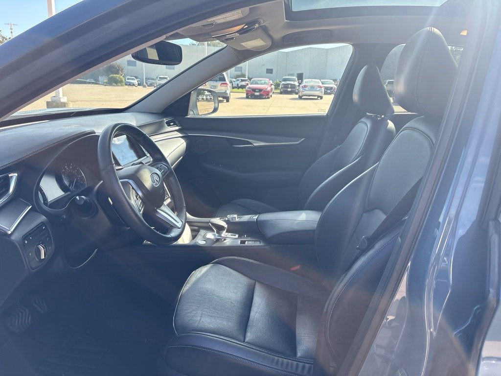 2022 INFINITI QX50 LUXE