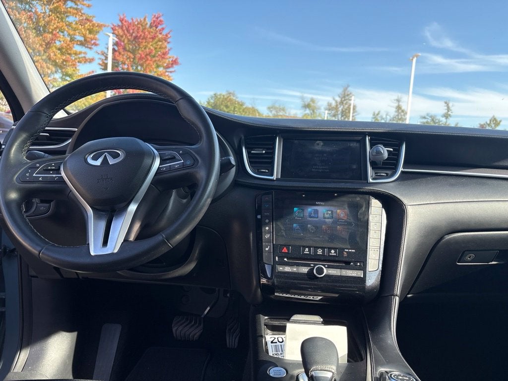 2022 INFINITI QX50 LUXE
