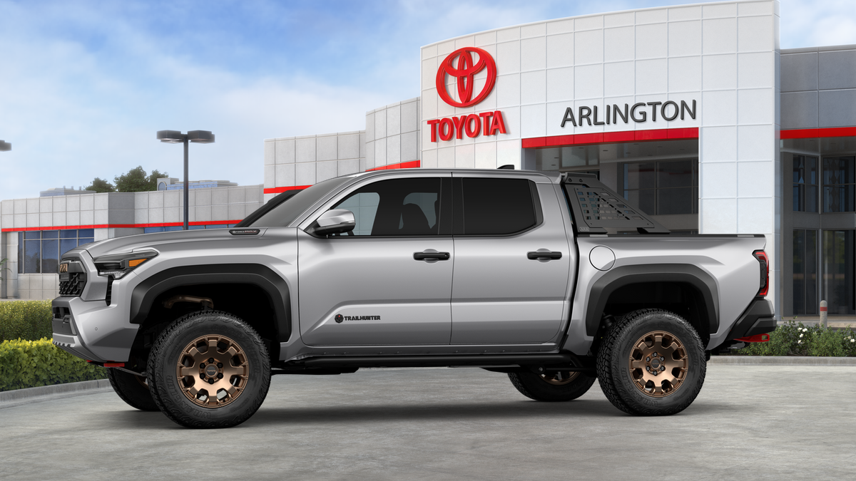2026 Toyota Tacoma i-FORCE MAX Trailhunter