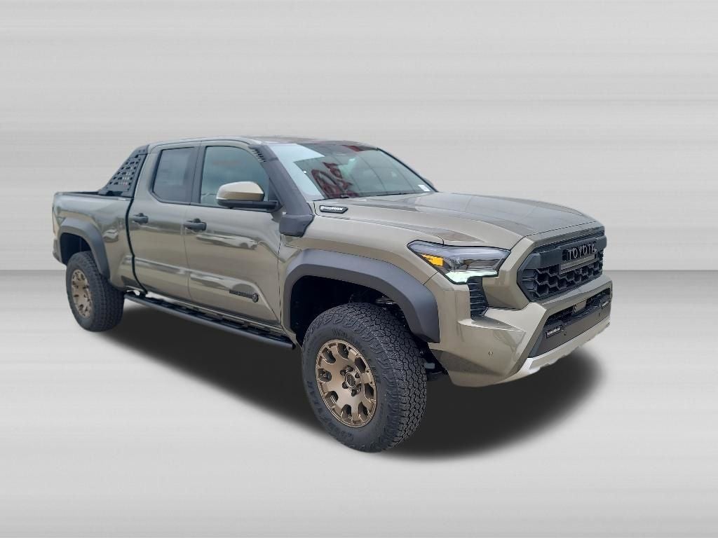 2026 Toyota Tacoma i-FORCE MAX Trailhunter
