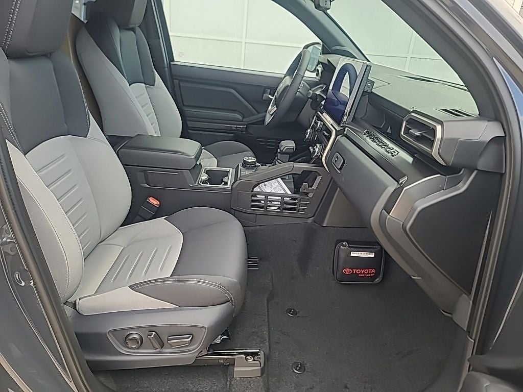 2026 Toyota Tacoma i-FORCE MAX TRD Off-Road i-FORCE MAX