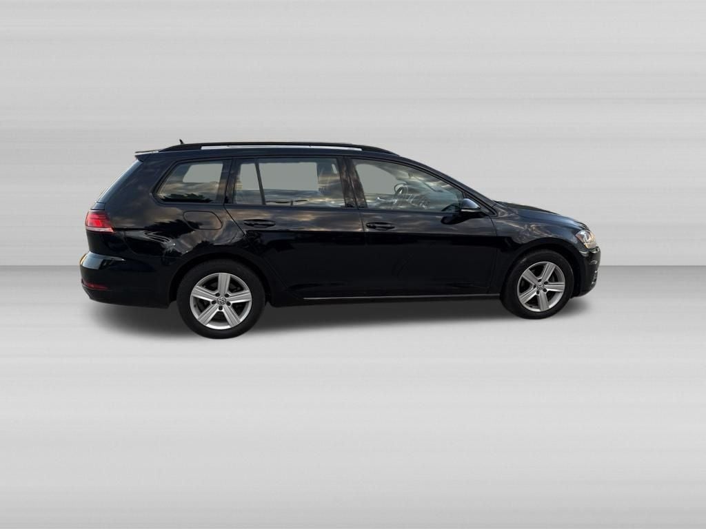 2018 Volkswagen Golf SportWagen SE