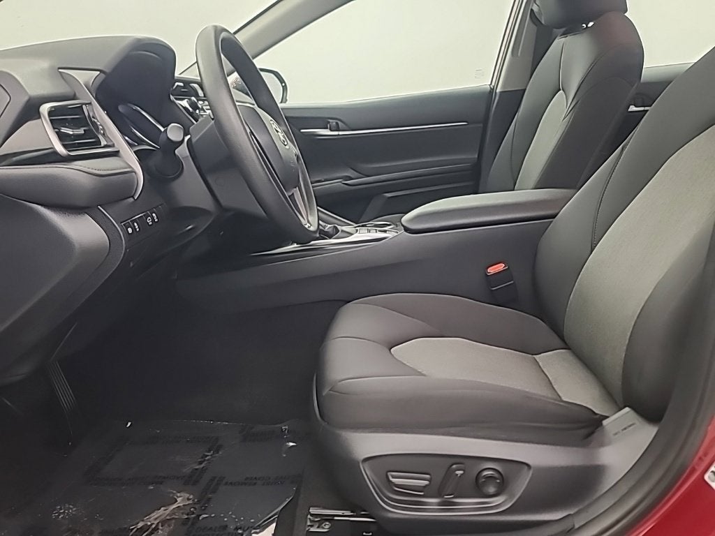 2019 Toyota Camry Hybrid LE