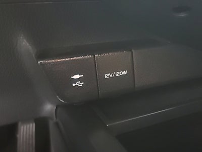2019 Toyota Camry Hybrid LE
