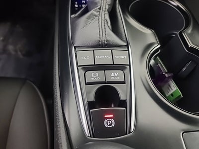 2019 Toyota Camry Hybrid LE
