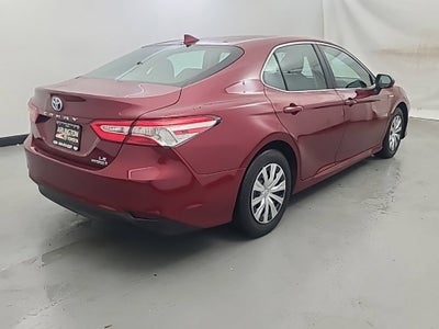 2019 Toyota Camry Hybrid LE