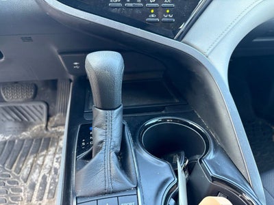 2019 Toyota Camry Hybrid LE