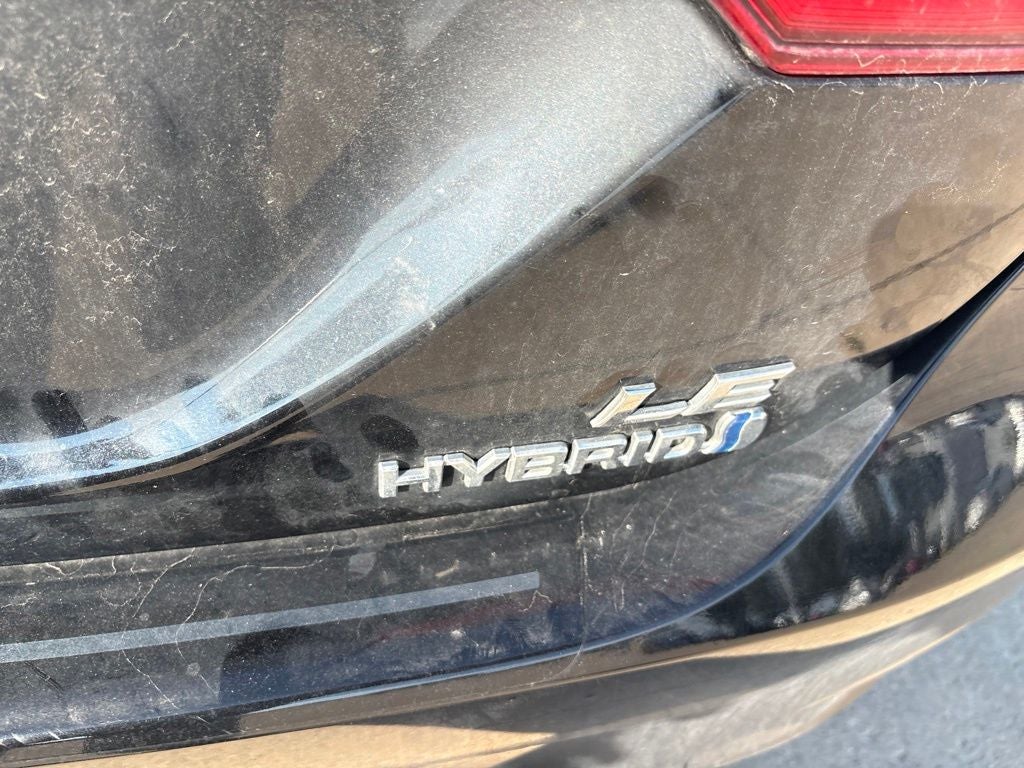 2019 Toyota Camry Hybrid LE