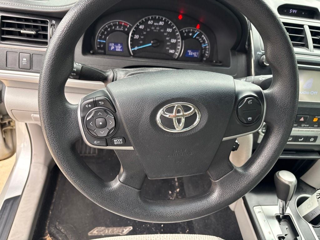 2014 Toyota CAMRY LE