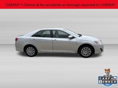 2014 Toyota CAMRY LE