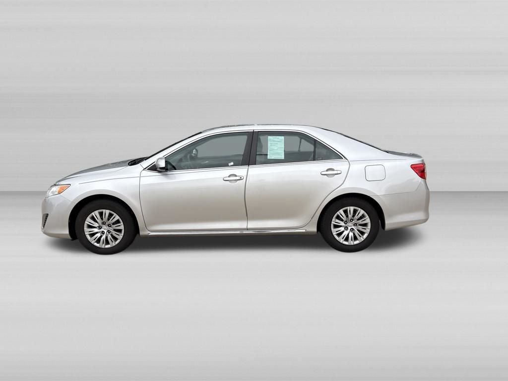 2014 Toyota CAMRY LE