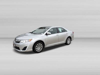 2014 Toyota CAMRY LE