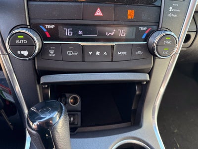 2015 Toyota CAMRY XSE