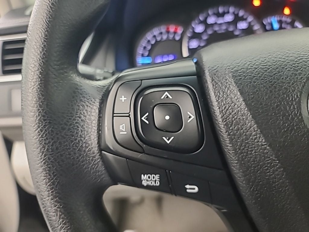2015 Toyota CAMRY LE