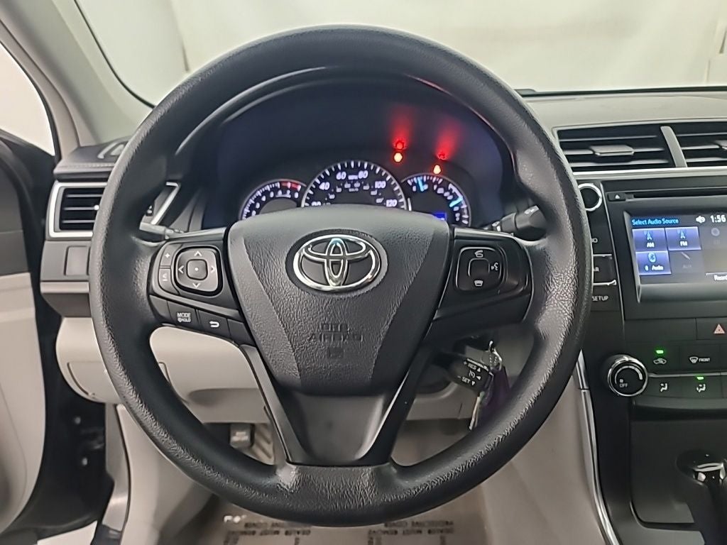 2015 Toyota CAMRY LE