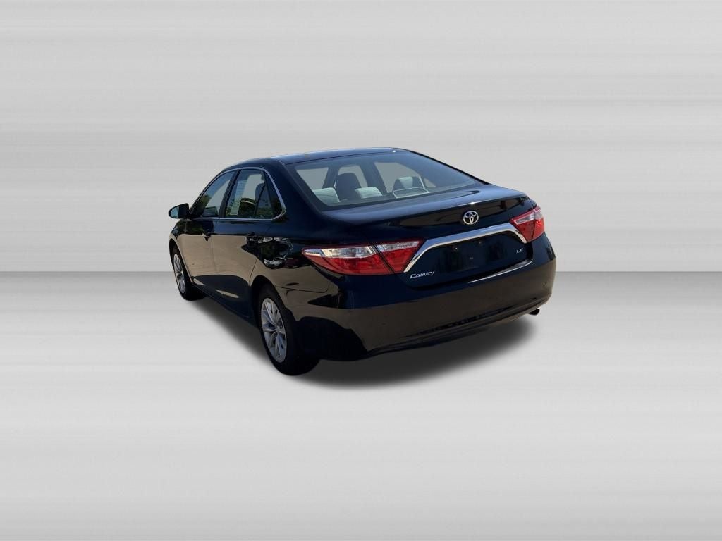 2015 Toyota CAMRY LE