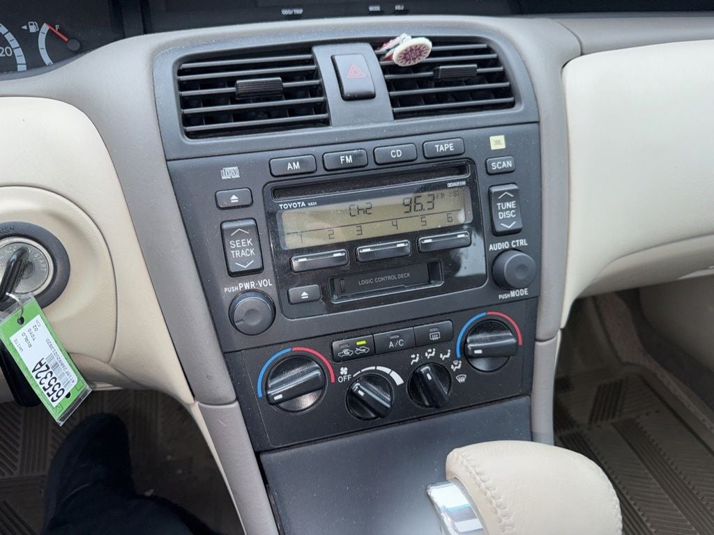 2002 Toyota Avalon XL
