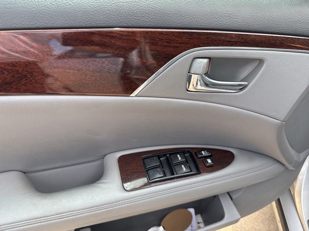 2008 Toyota Avalon XLS